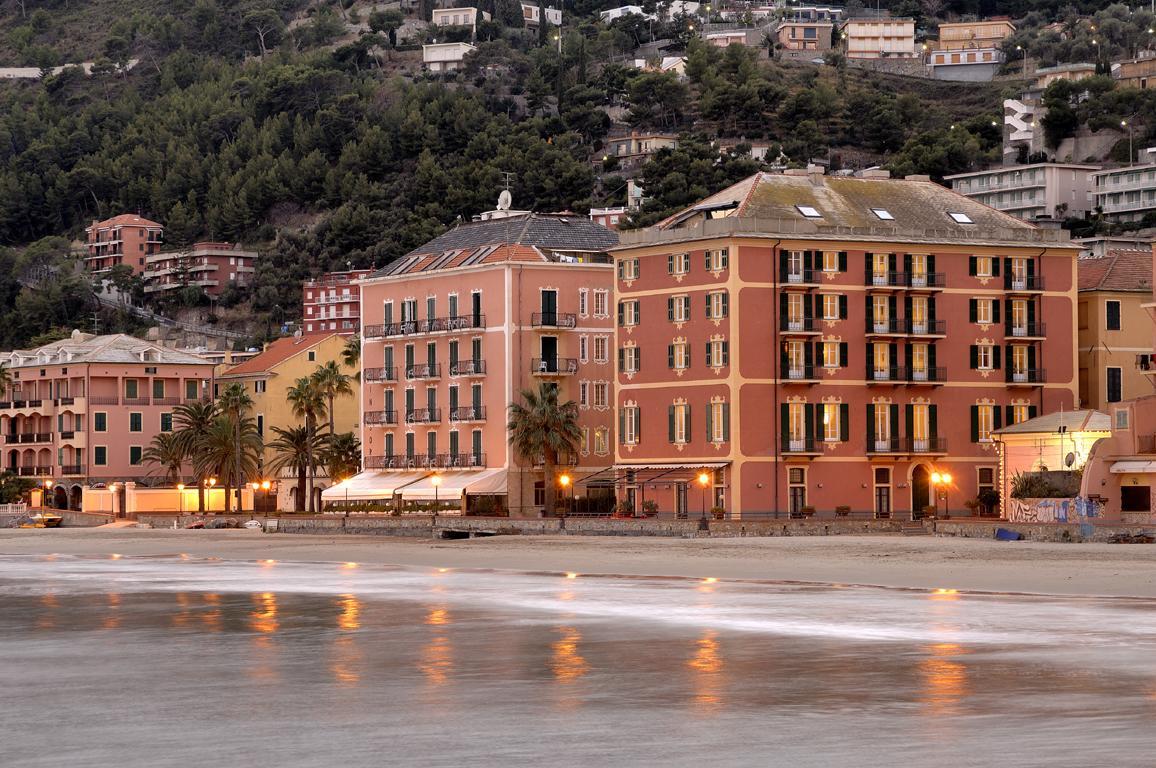 Hotel Residence Baiadelsole Laigueglia Exterior photo