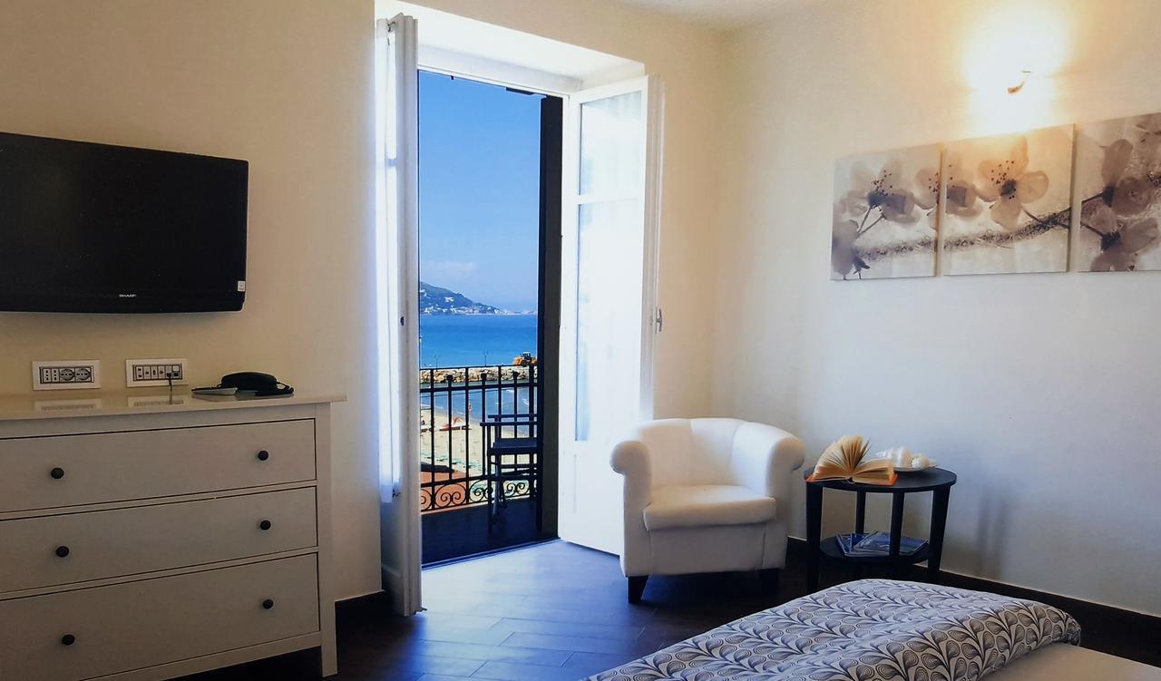 Hotel Residence Baiadelsole Laigueglia Exterior photo